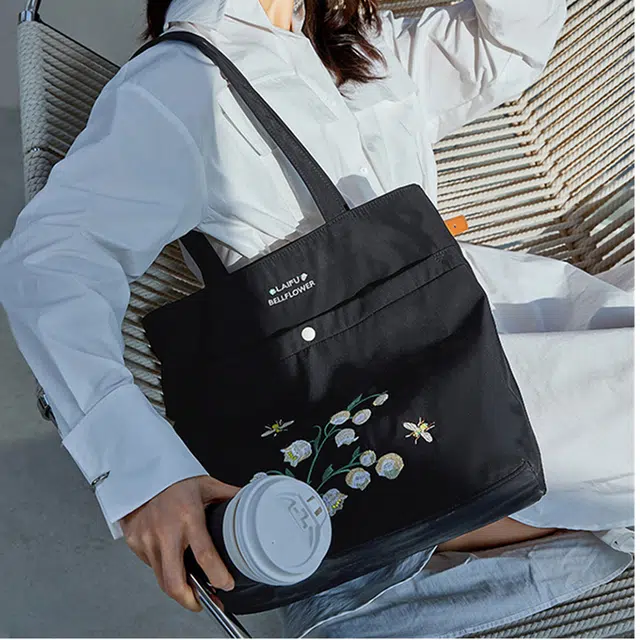 LEFF Tote
