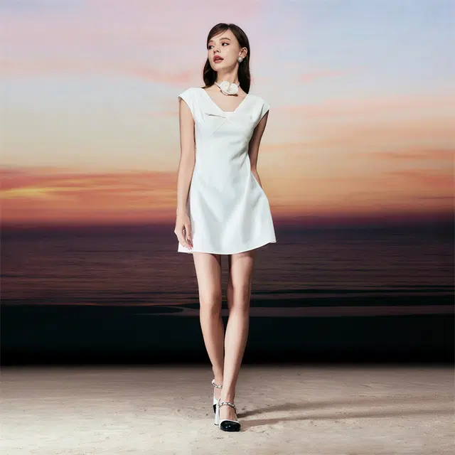 TAMMY TANGS SS24 V