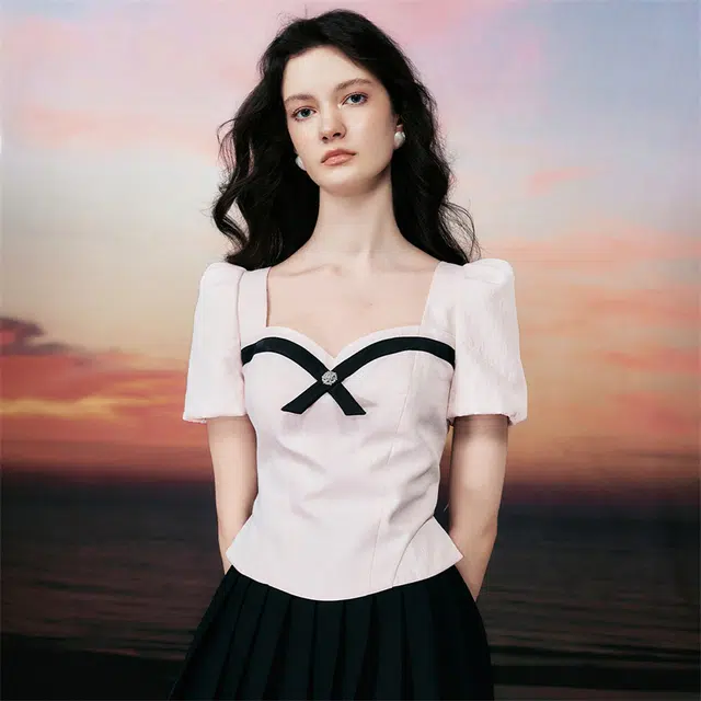 TAMMY TANGS T