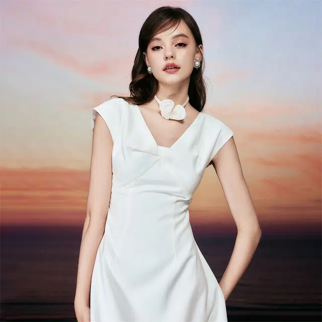 TAMMY TANGS SS24 V