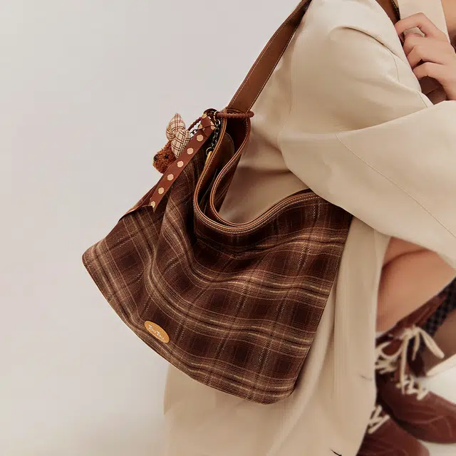 TOUTOU Vintage Plaid Tote Bag Chocolate Brown
