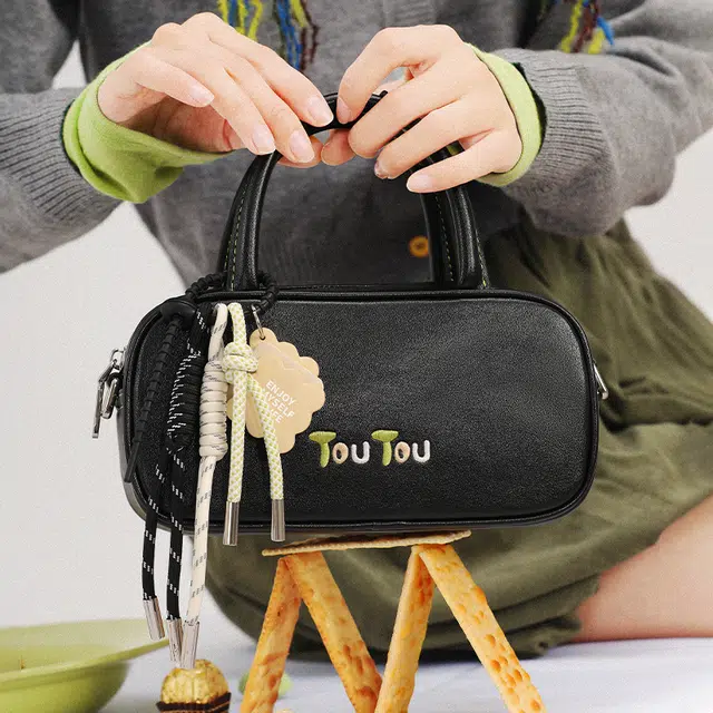 TOUTOU