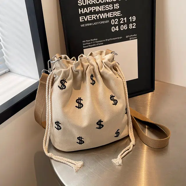 雅鹿 休闲时尚百搭可斜挎水桶包 帆布 帆布包单肩包 女款 黑色/米白色