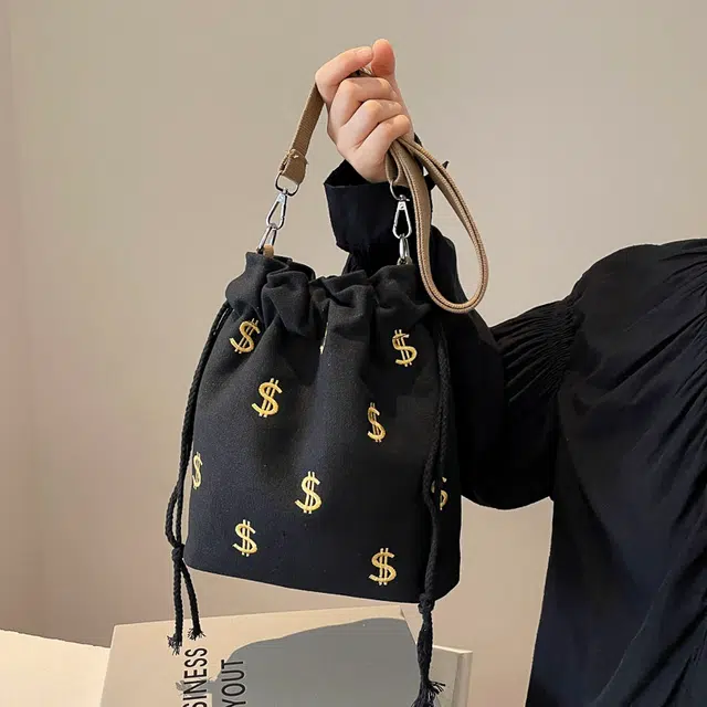 雅鹿 休闲时尚百搭可斜挎水桶包 帆布 帆布包单肩包 女款 黑色/米白色