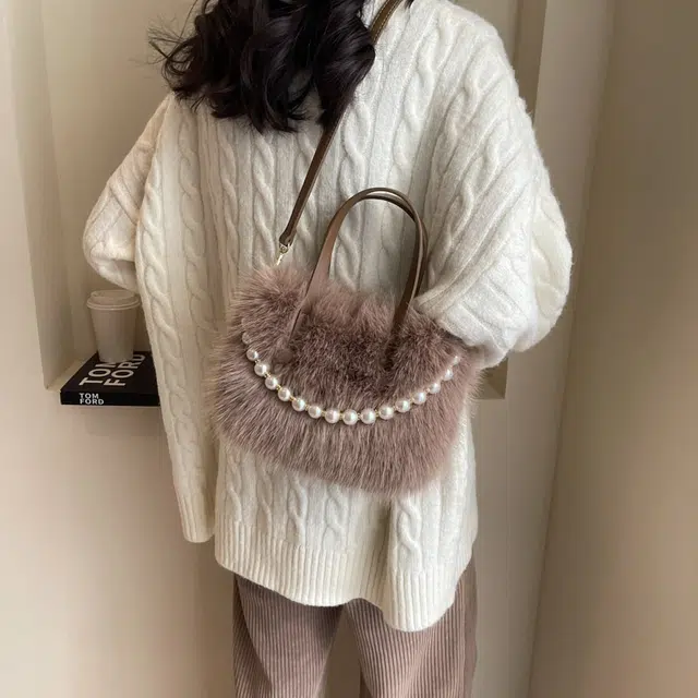 雅鹿 简约休闲 毛绒 单肩包 女款 米白色/黑色/咖色/粉色