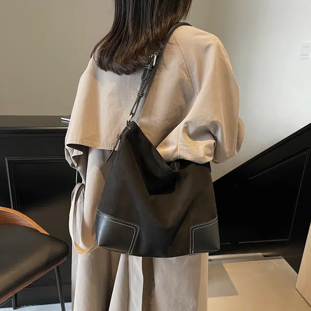 PU Tote