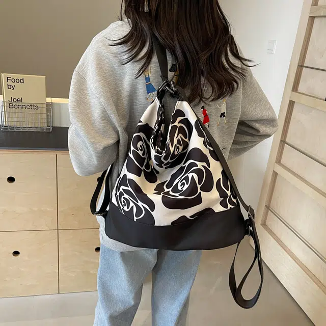 雅鹿 通勤百搭休闲多功能 尼龙 单肩包 女款 中国结/龙/花朵/马