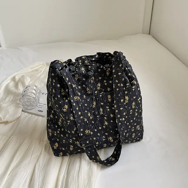 雅鹿 时尚碎花小清新休闲 织物 腋下包单肩包 女款 黑色/米白