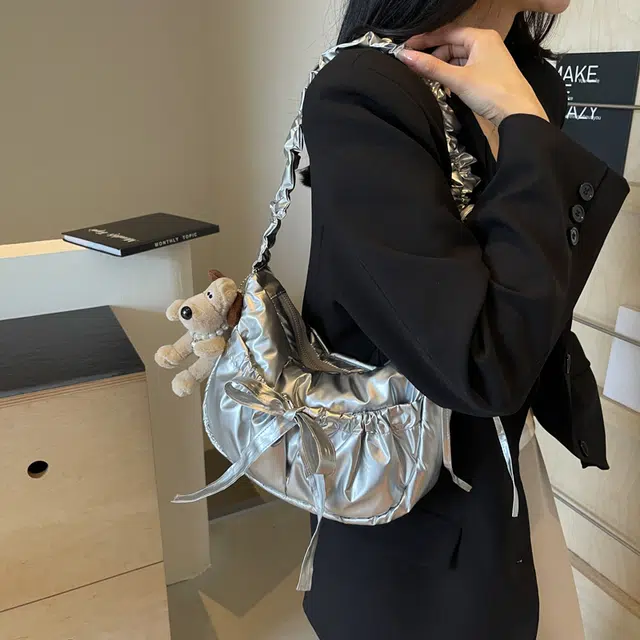 雅鹿 休闲轻便百搭通勤时尚斜挎包 尼龙 单肩包 女款 多色