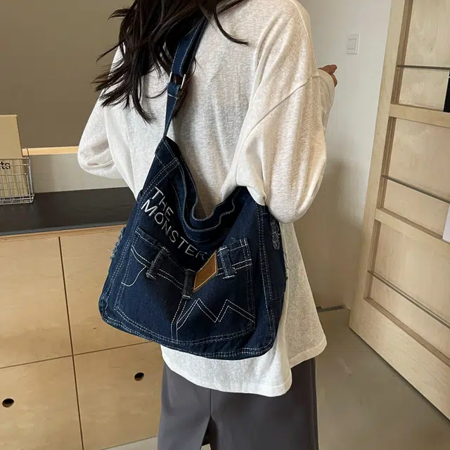 雅鹿 简约复古风 牛仔 斜挎包 男女同款情侣款 浅蓝色/深蓝色/黑色