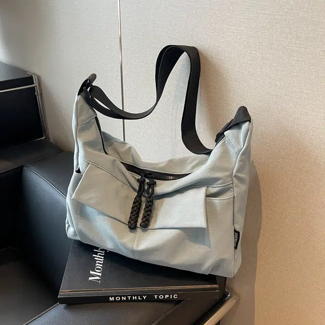 雅鹿 百搭日系简约通勤休闲 布 单肩包 女款 黑色/卡其色/蓝色