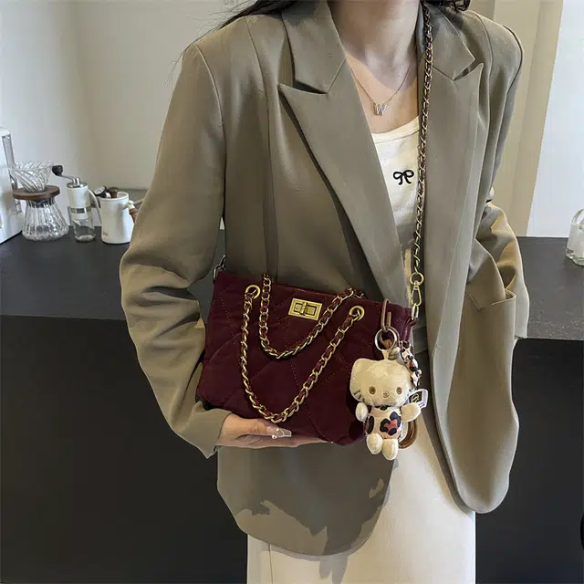 雅鹿 时尚高颜值手提包森系慵懒风 绒布 斜挎单肩包 女款 黑色/红色/棕色/咖色
