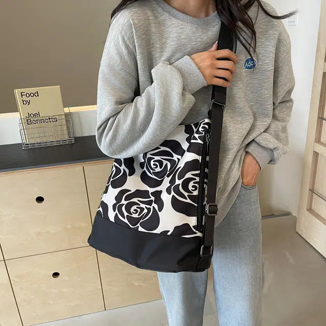 雅鹿 高颜值通勤百搭休闲 布 托特包斜挎单肩包 女款 多色