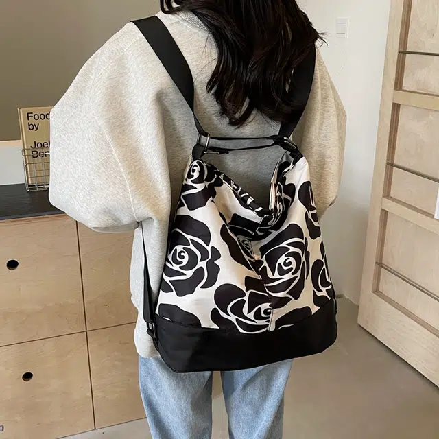 雅鹿 简约大容量休闲通勤印花 布 双肩包 男女同款情侣款 多色