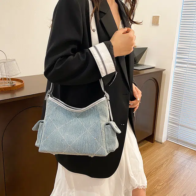 雅鹿 休闲百搭通勤 牛仔布 单肩包 女款 棕色/银色