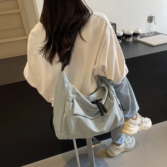雅鹿 百搭日系简约通勤休闲 布 单肩包 女款 黑色/卡其色/蓝色