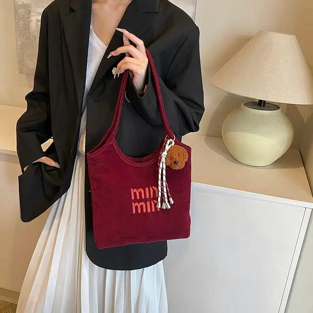 雅鹿 高级感通勤休闲百搭 丝绒 单肩包 常规 女款 黑色/红色/棕色/咖色