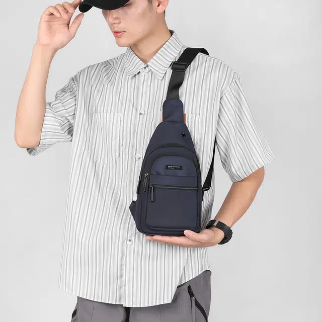 雅鹿 拉链开合休闲纯色 防泼水面料 斜挎包 男款 黑色/灰色/深蓝色