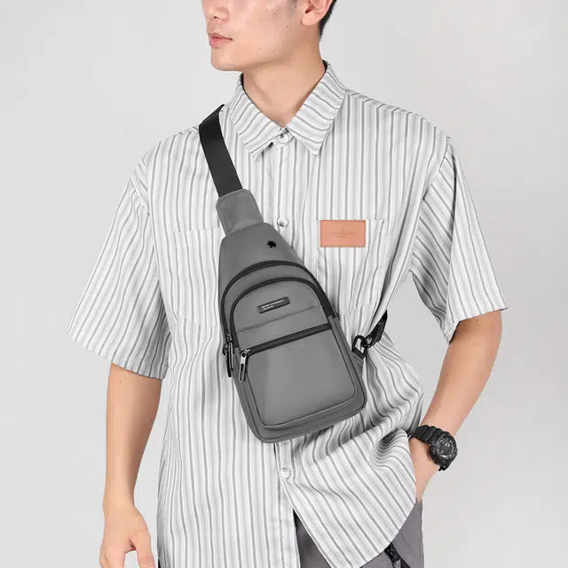 雅鹿 肩带可调节时尚百搭 防泼水面料 斜挎包 男款 灰色/黑色/深蓝色