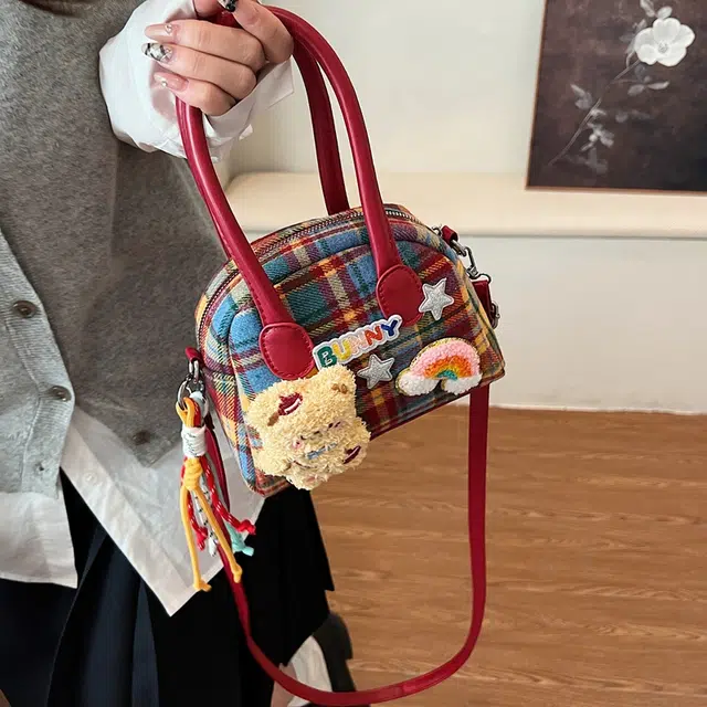 布依诺 甜美可爱时尚百搭通勤 毛呢 手提包 女款 小狗/小熊