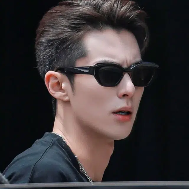 APRFUD Retro Cat Eye Sunglasses