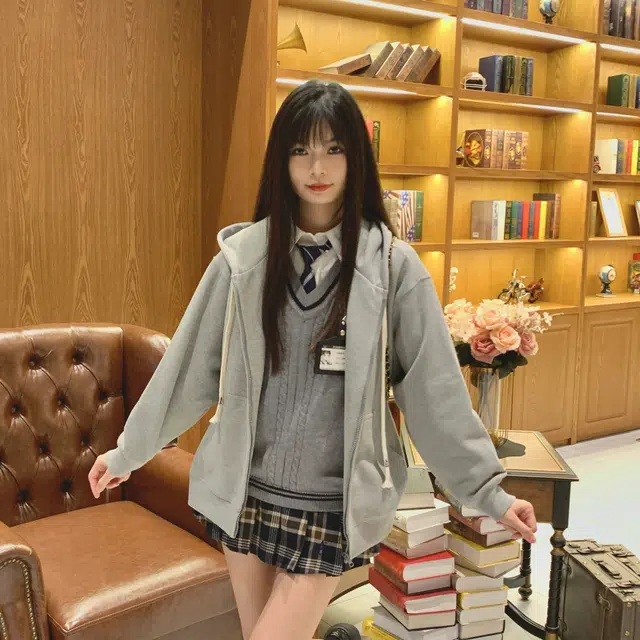 冰淇淋与鲸 学院风美式卫衣复古日系毛衣收腰长袖衬衫休闲半身裙裙装套装 女款