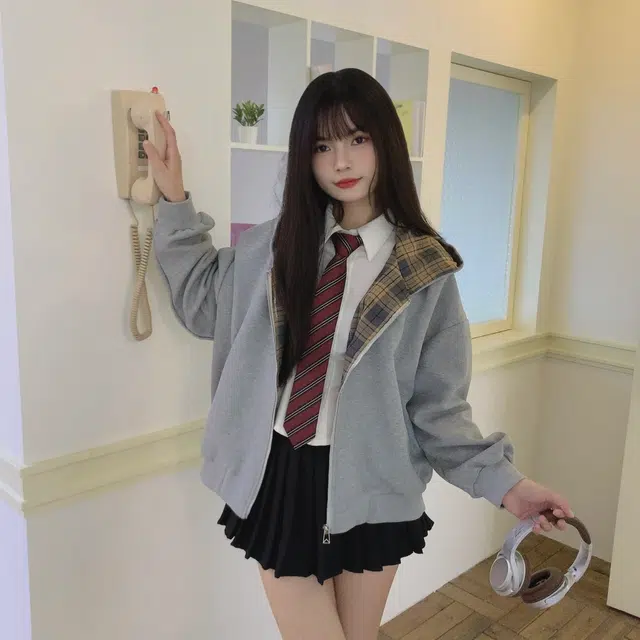 冰淇淋与鲸 帽子格子拼接拉链美式复古拼色短款连帽开衫卫衣 女款