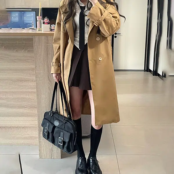 冰淇淋与鲸 纯色长袖衬衫百褶裙大衣休闲套装 女款
