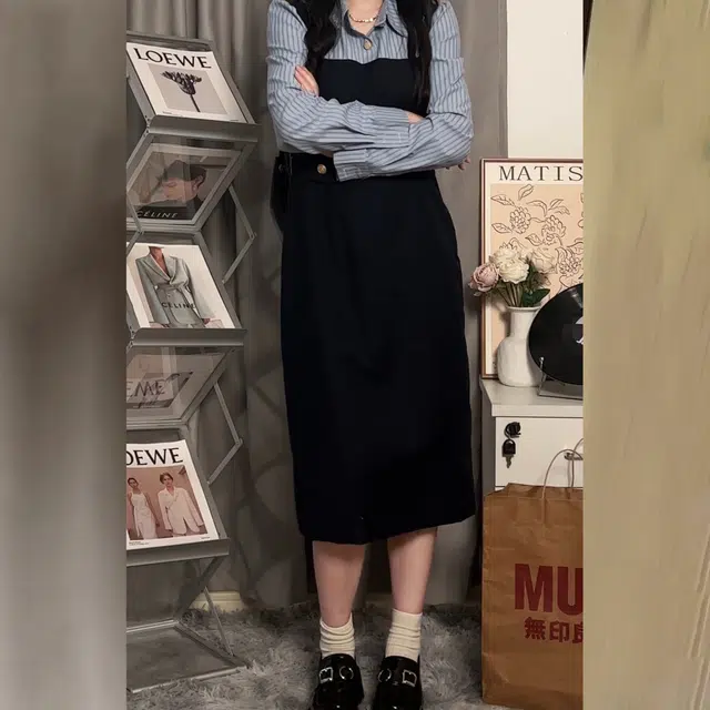 冰淇淋与鲸 法式学院风假两件中长款收腰撞色长袖连衣裙 女款 黑色