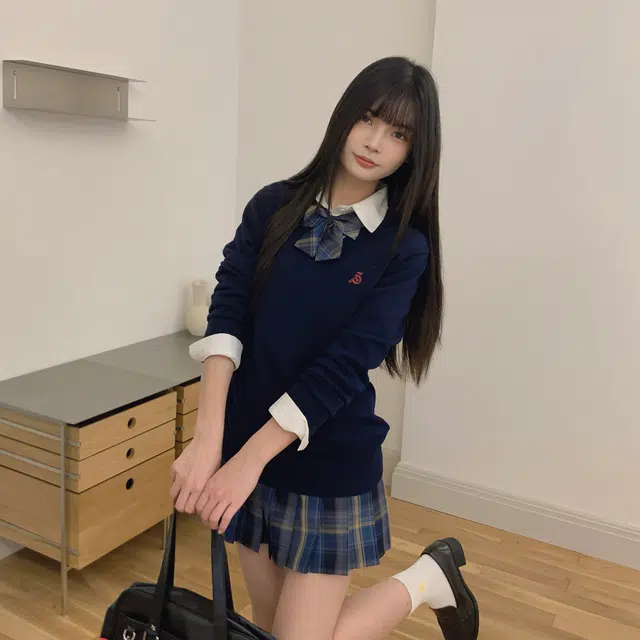 V