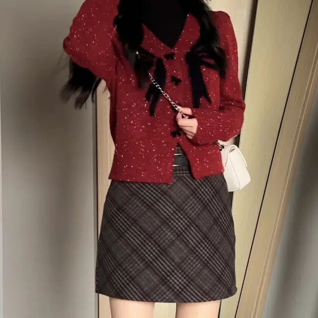 冰淇淋与鲸 设计感波点收腰长袖针织衫 女款