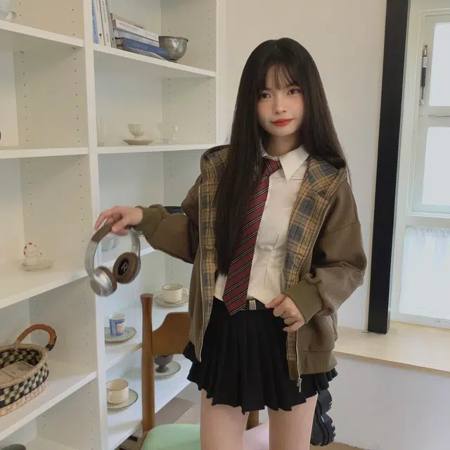 冰淇淋与鲸 帽子格子拼接拉链美式复古拼色短款连帽开衫卫衣 女款
