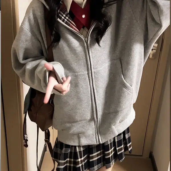 冰淇淋与鲸 美式慵懒风拼接格纹开衫加厚连帽外套辣妹短款半身裙长袖裙装套装 女款