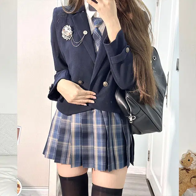 冰淇淋与鲸 学院风纯色双排扣短款长袖高腰百褶制服 女款
