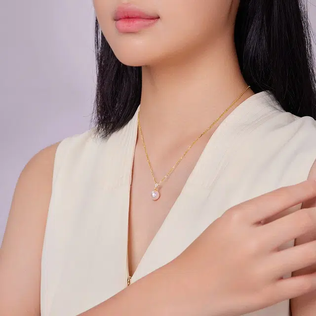 Akoya 18K