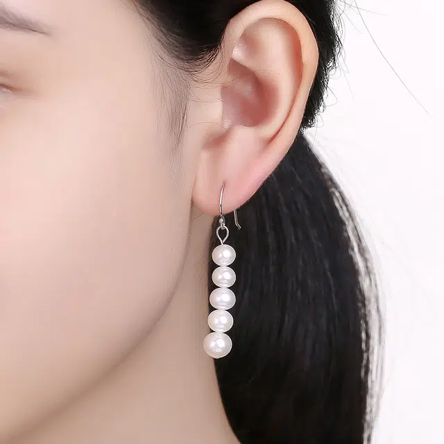 珍珠皇后 一帘幽梦 渐变大小 淡水珍珠 耳环 女款