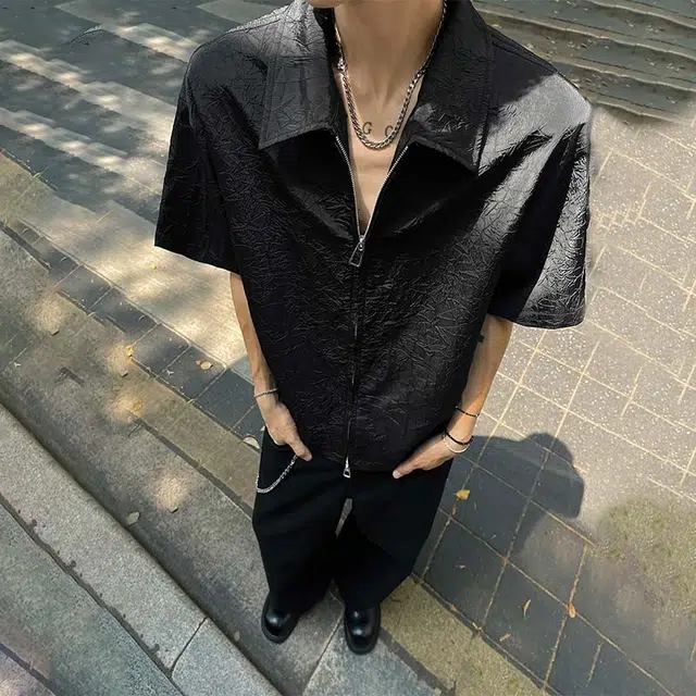 美式复古高街潮流小众纯色双拉链黑暗风褶皱设计宽松休闲百搭痞帅日常通勤透气舒适翻领短袖衬衫 男女同款 黑色