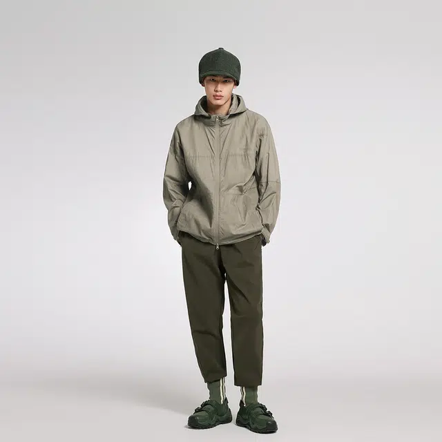 FW23