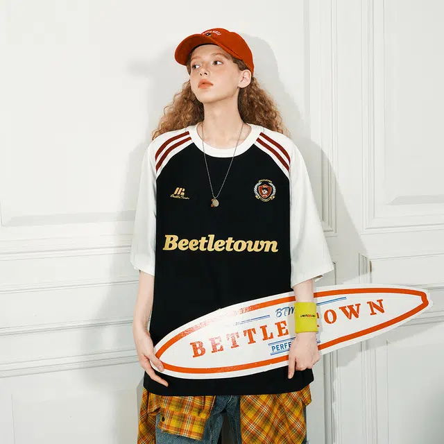 BEETLE TOWN T