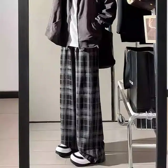 MUCCHIC 2025