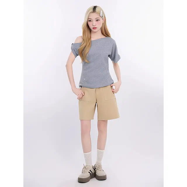 MUCCHIC 2025 T