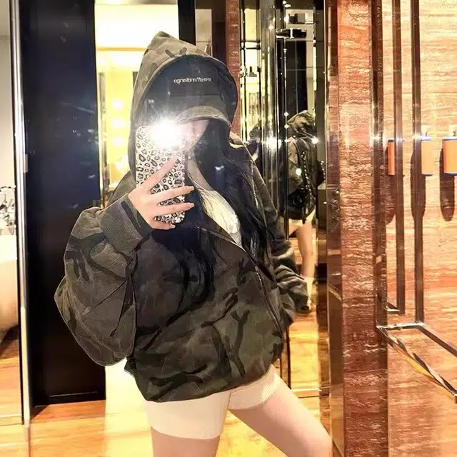 MUCCHIC 2025