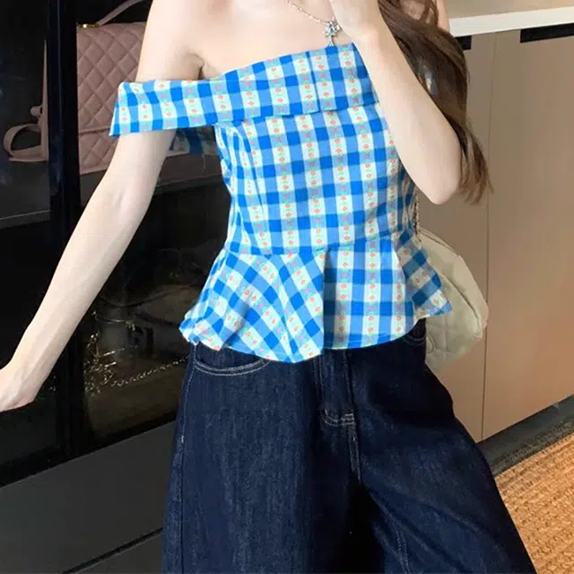 MUCCHIC 2025 T