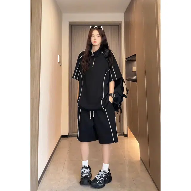 MUCCHIC T