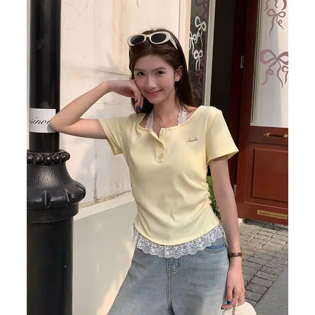 MUCCHIC T