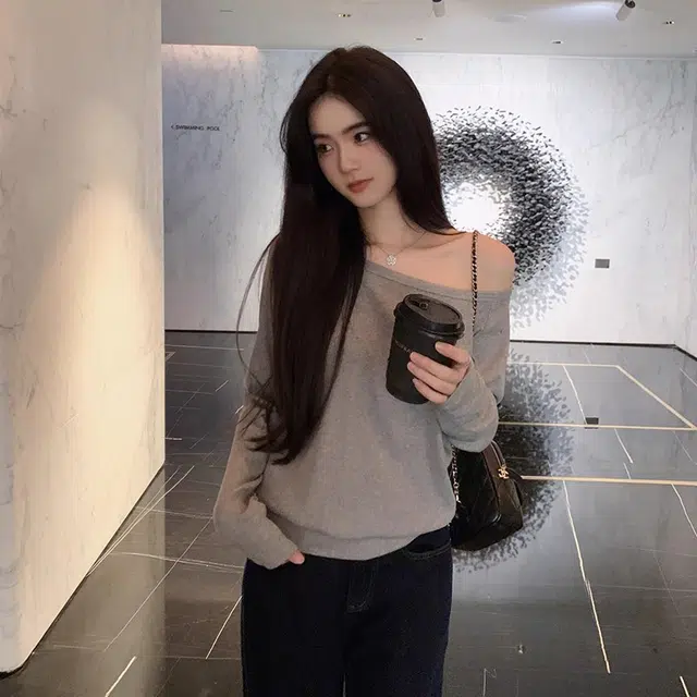 MUCCHIC 2025 T