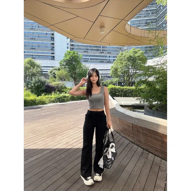 MUCCHIC vibe