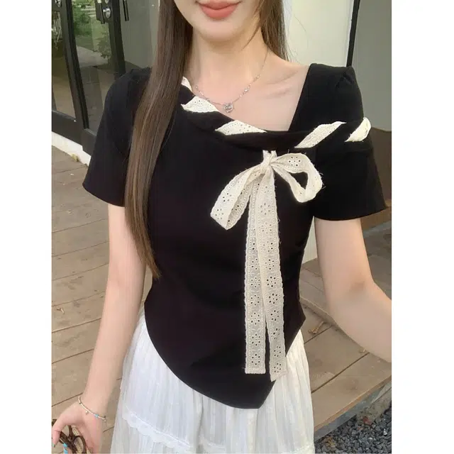 MUCCHIC T