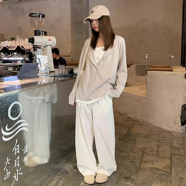 MUCCHIC T