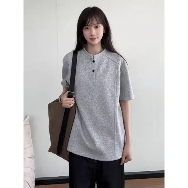 MUCCHIC T
